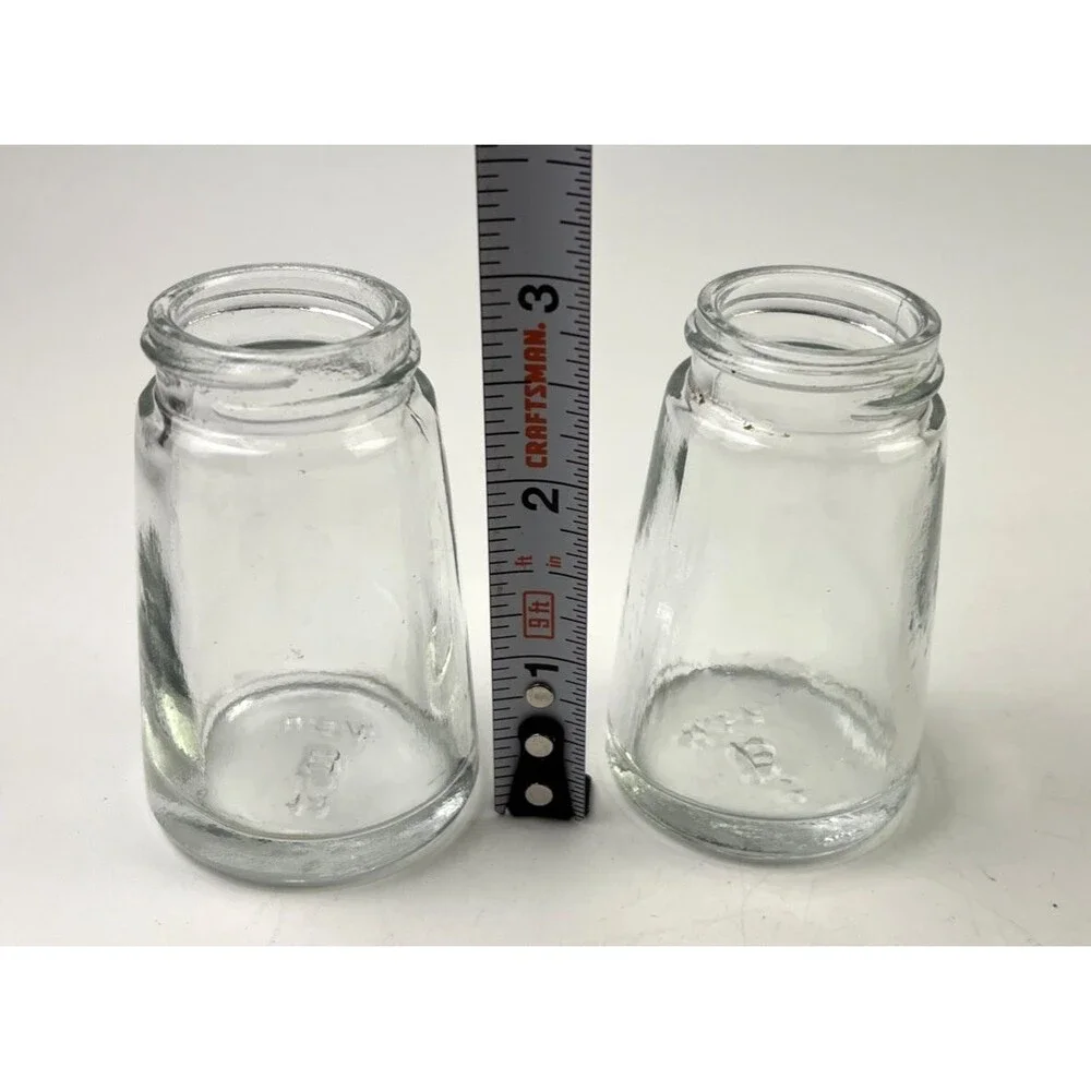 Mid Century Modern Clear Glass Salt And Pepper Shakers Usa 3.5